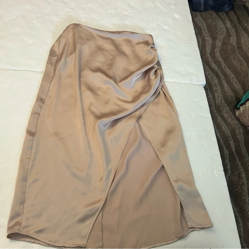 Rachel Zoe champagne silky elastic waist slit skirt - Picture 4 of 9